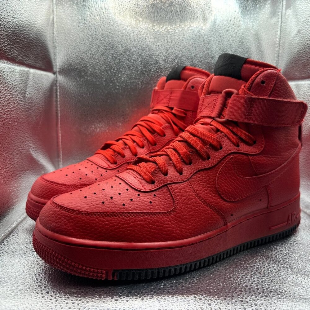 Size 12 Nike Air Force 1 High '07 University Red Mens Athletic Shoes AO2440-600